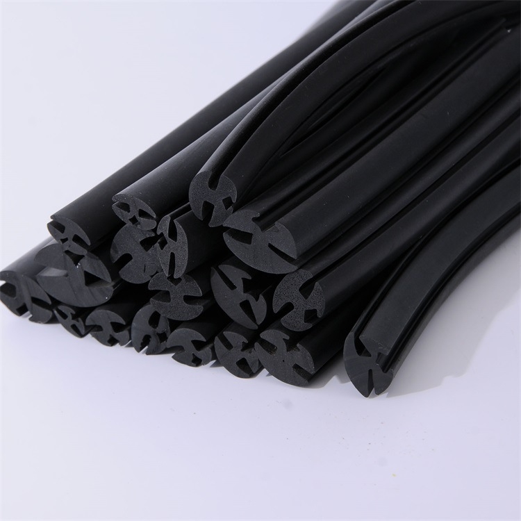 三元乙丙橡膠粘模？選對脫模劑讓生產(chǎn)效率翻3倍！